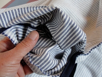 cloth opening to right side